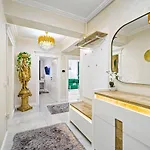 Rt Luxury Elegance