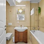Rt Luxury Elegance Brassó