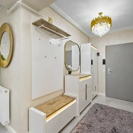 Rt Luxury Elegance * Брашов