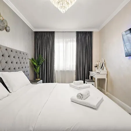 Апартаменты Rt Luxury Elegance