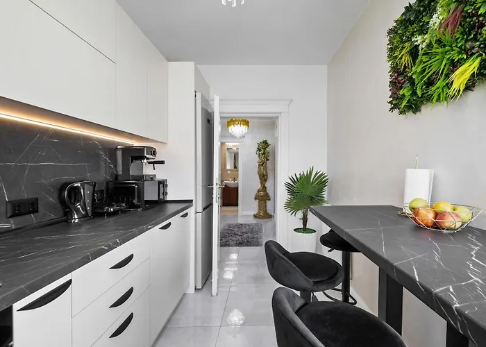 Rt Luxury Elegance * 布拉索夫