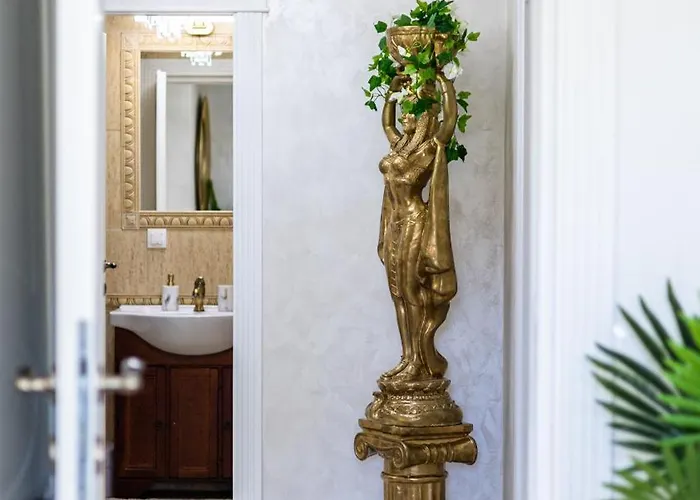 Rt Luxury Elegance 布拉索夫