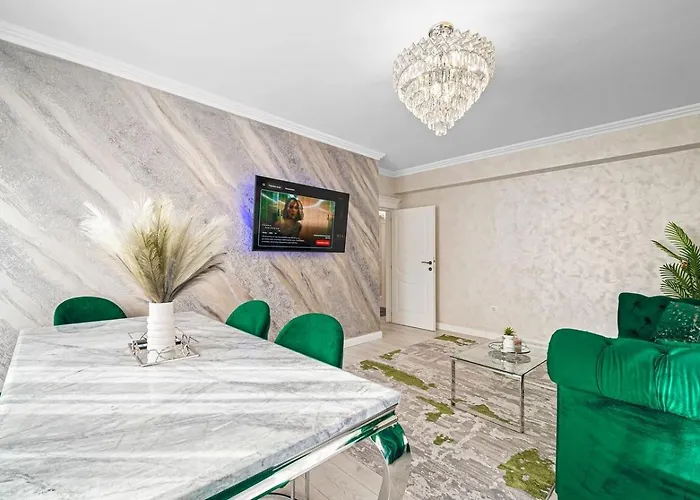 Rt Luxury Elegance 公寓 *